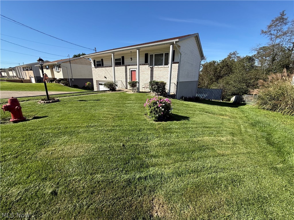 221 Frostview Drive Wintersville OH 43953