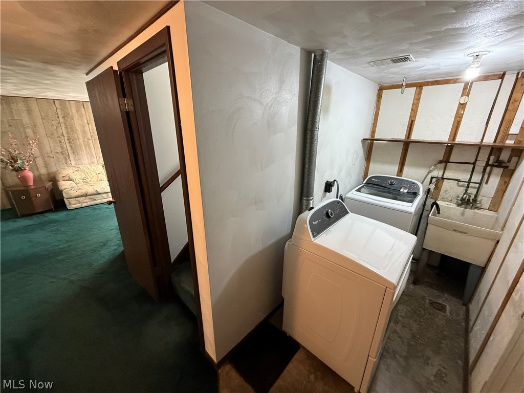 221 Frostview Drive Wintersville OH 43953