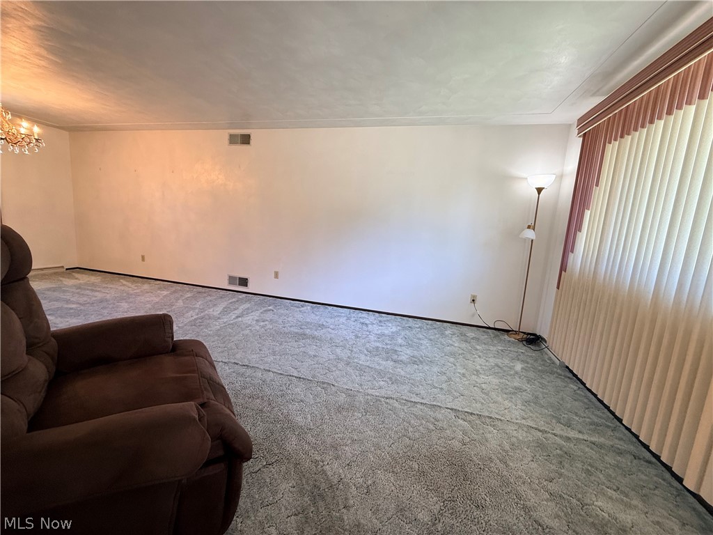 221 Frostview Drive Wintersville OH 43953
