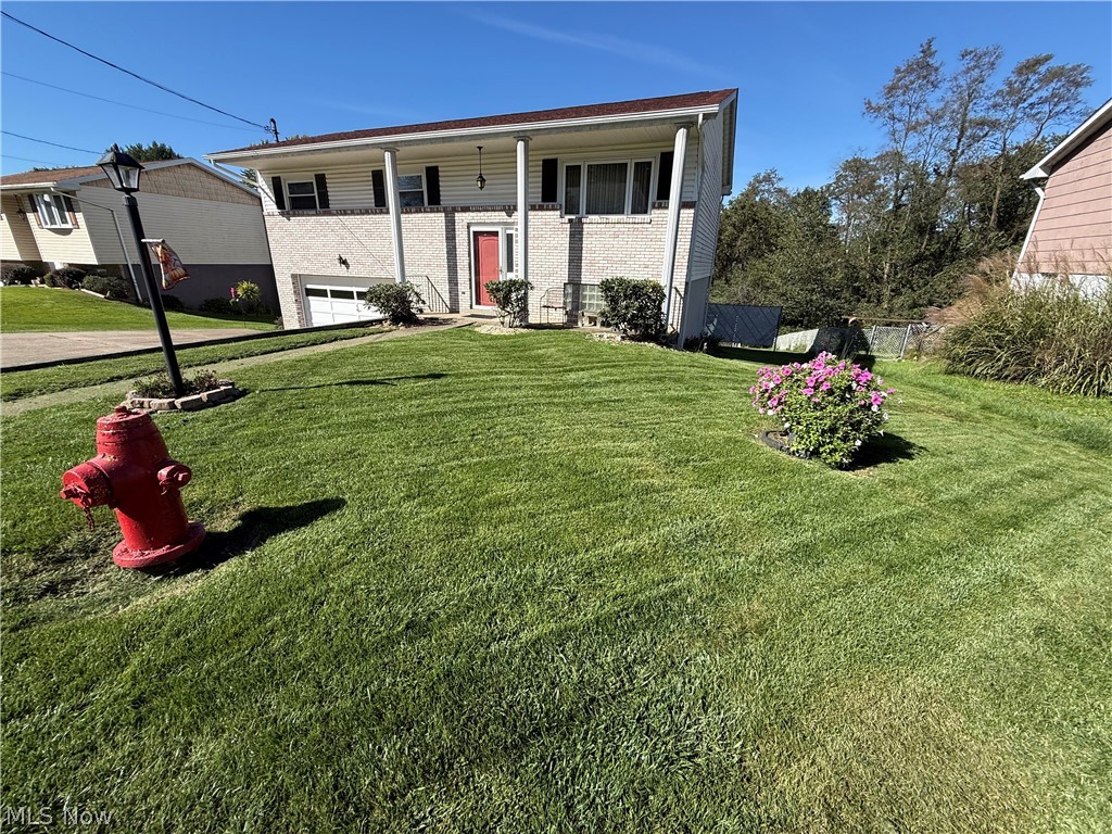 221 Frostview Drive Wintersville OH 43953