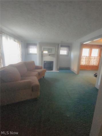 1825 Grace Avenue NE Canton OH 44705