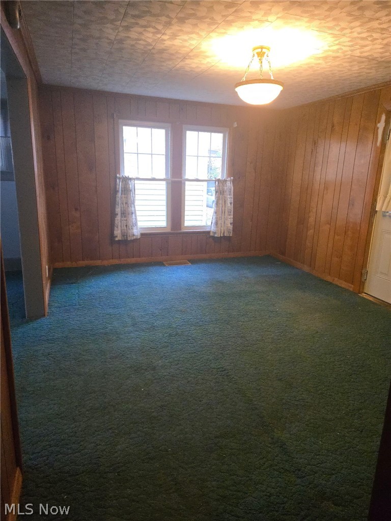 1825 Grace Avenue NE Canton OH 44705