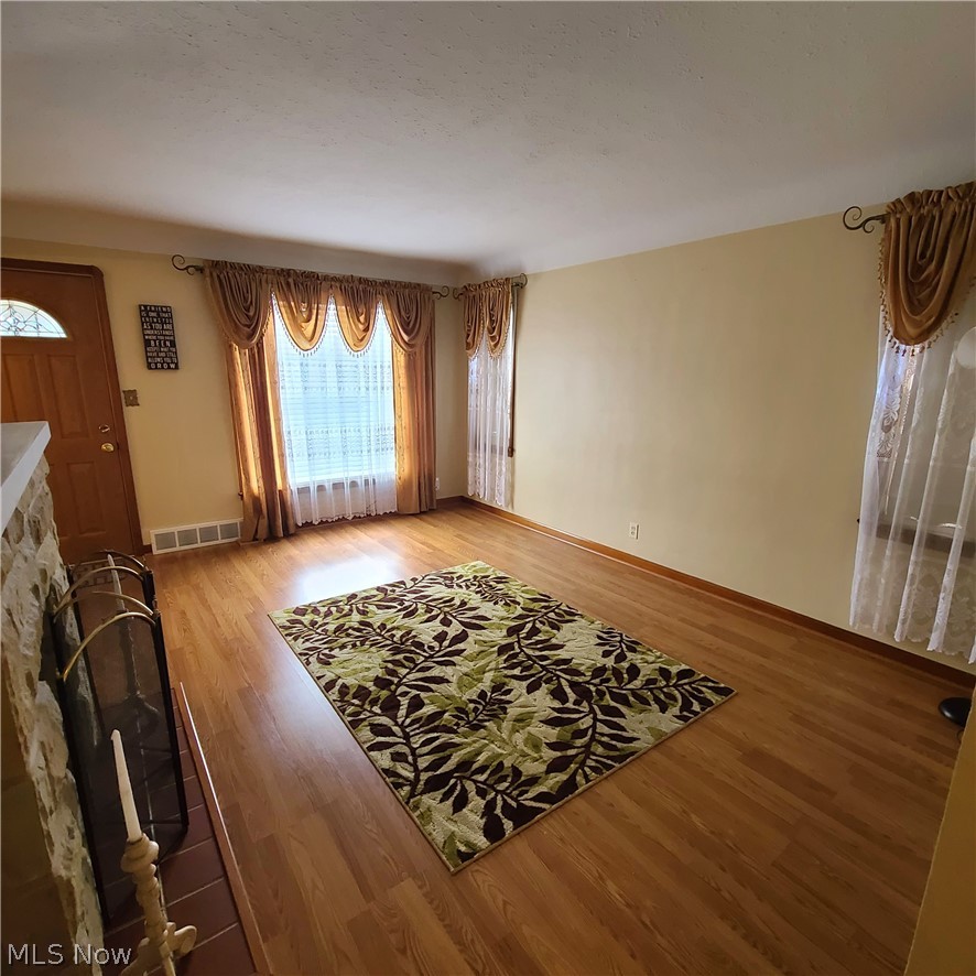 7600 Dartworth Parma OH 44129