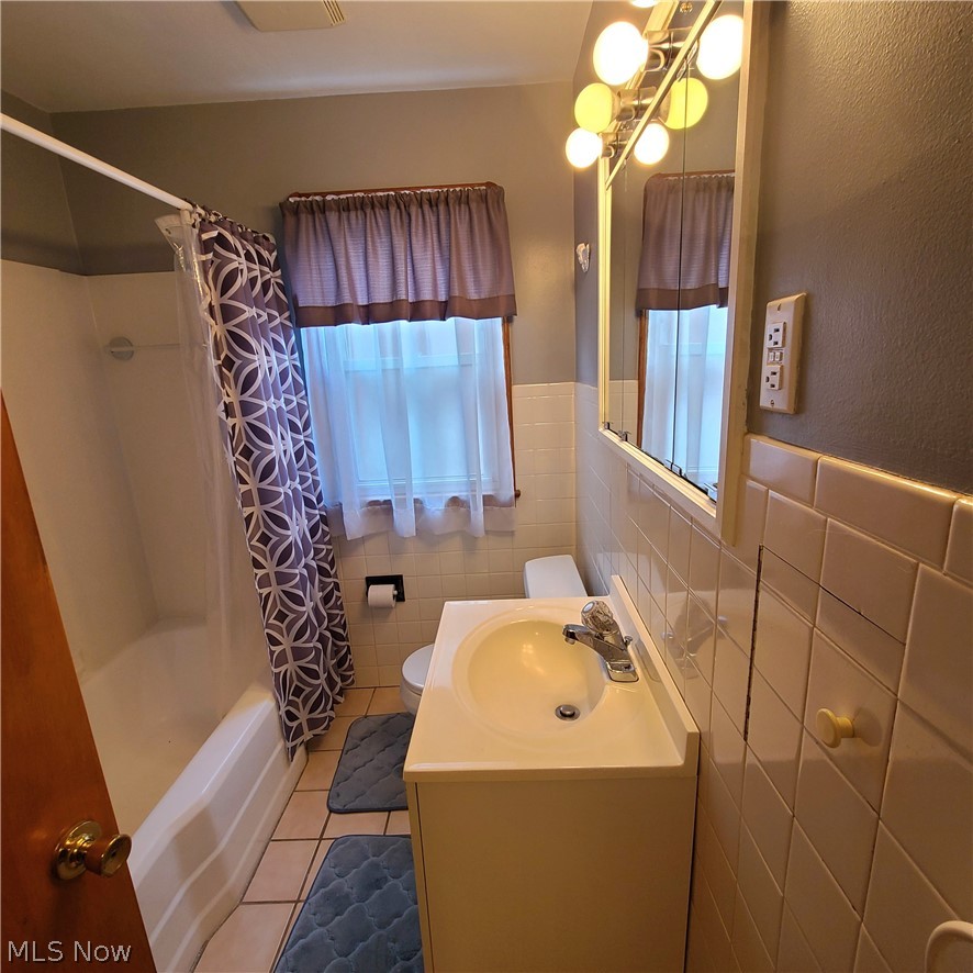 7600 Dartworth Parma OH 44129