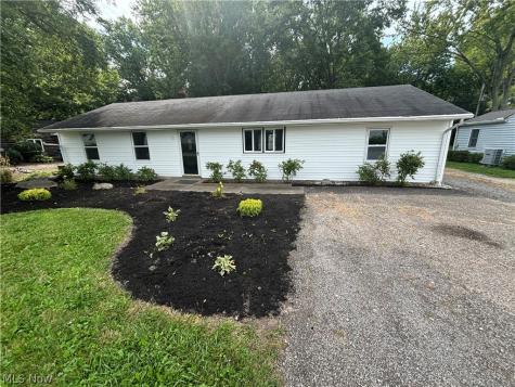 27107 Lynn Drive Olmsted Twp OH 44138