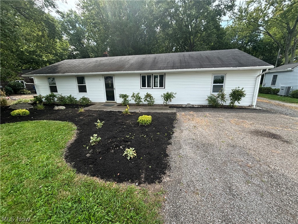 27107 Lynn Drive Olmsted Twp OH 44138