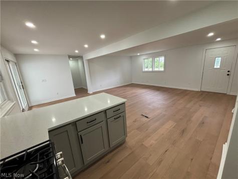 27107 Lynn Drive Olmsted Twp OH 44138