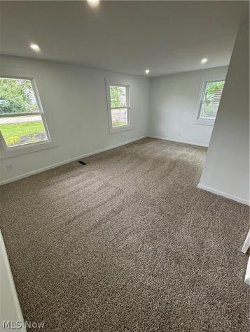27107 Lynn Drive Olmsted Twp OH 44138