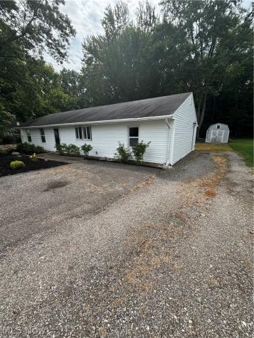 27107 Lynn Drive Olmsted Twp OH 44138