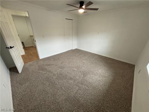 27107 Lynn Drive Olmsted Twp OH 44138