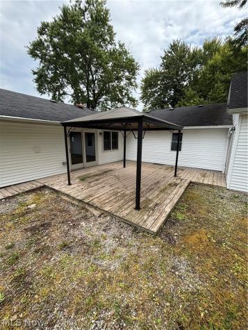 27107 Lynn Drive Olmsted Twp OH 44138