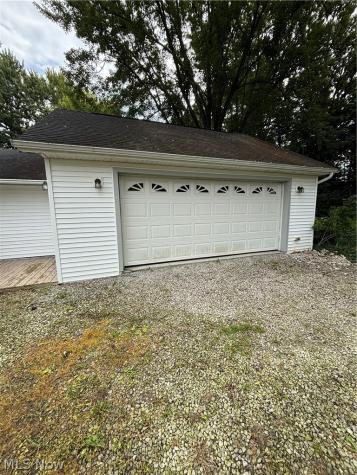 27107 Lynn Drive Olmsted Twp OH 44138