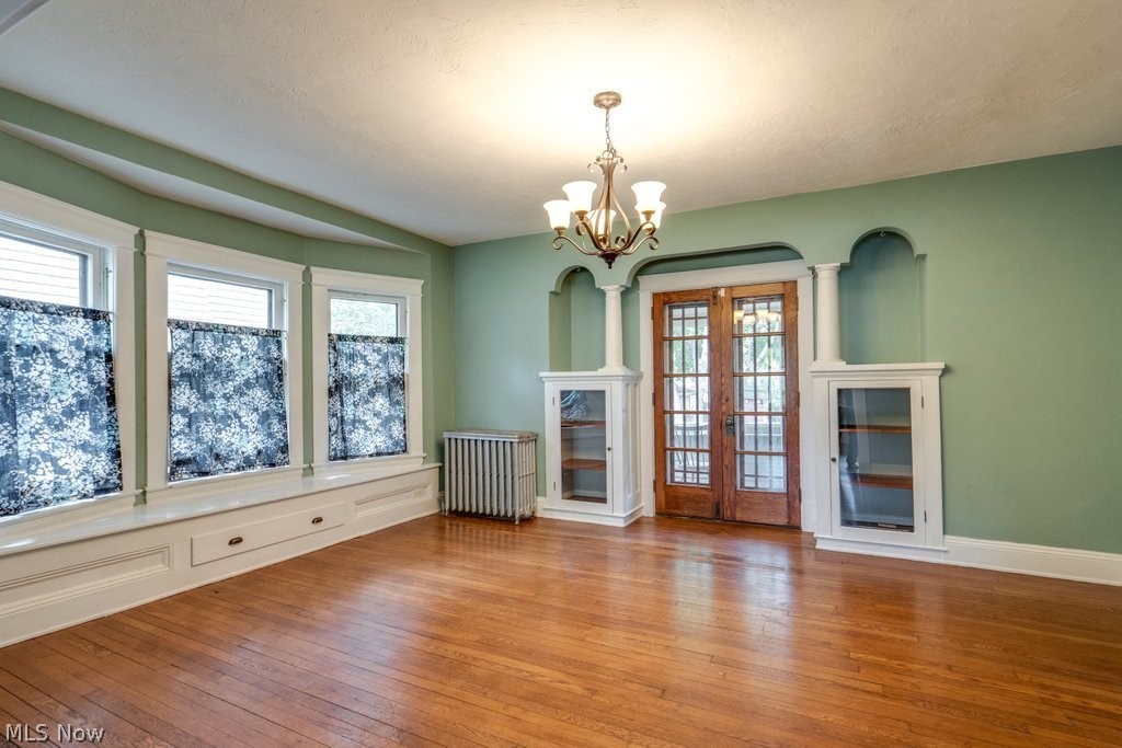 3255 Hyde Park Avenue Cleveland Heights OH 44118
