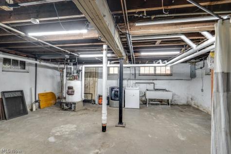 3255 Hyde Park Avenue Cleveland Heights OH 44118