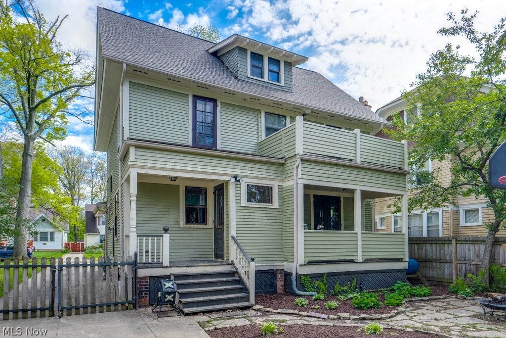 3255 Hyde Park Avenue Cleveland Heights OH 44118