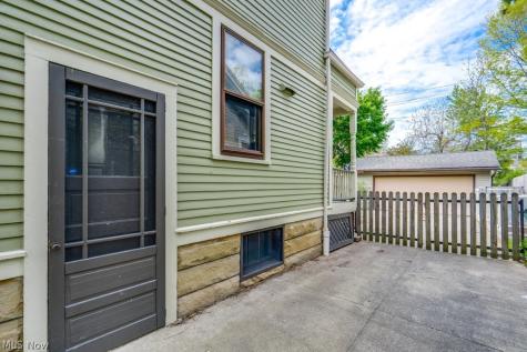 3255 Hyde Park Avenue Cleveland Heights OH 44118