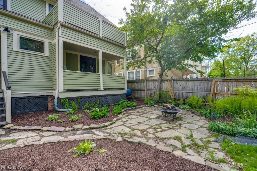 3255 Hyde Park Avenue Cleveland Heights OH 44118