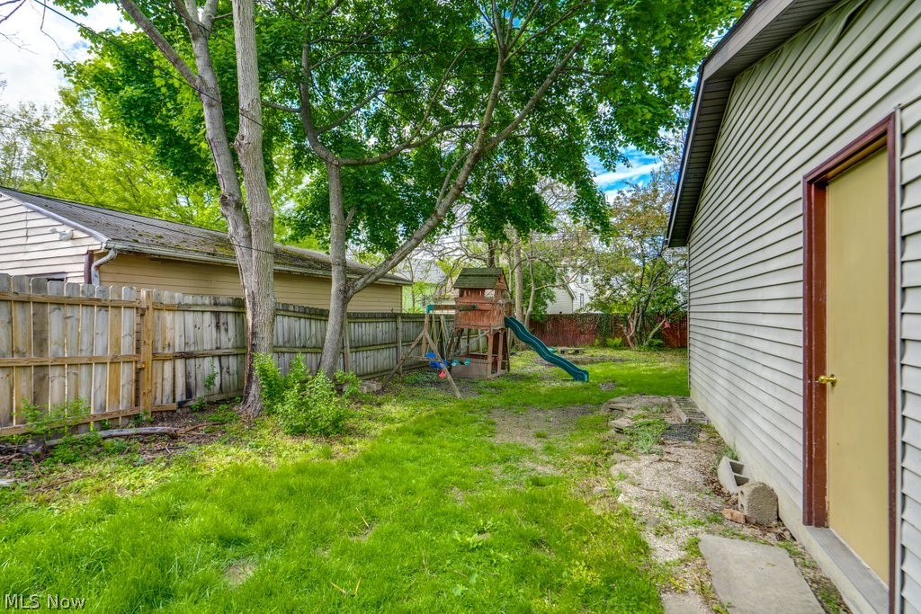 3255 Hyde Park Avenue Cleveland Heights OH 44118