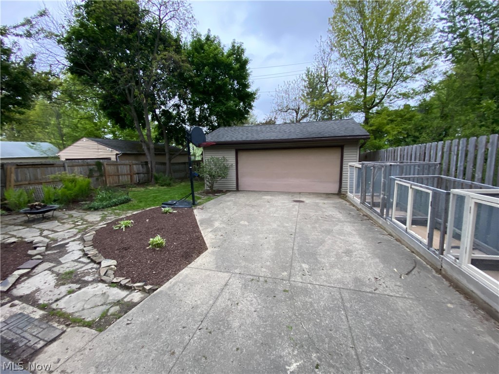 3255 Hyde Park Avenue Cleveland Heights OH 44118