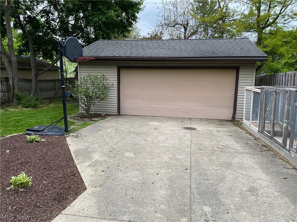 3255 Hyde Park Avenue Cleveland Heights OH 44118