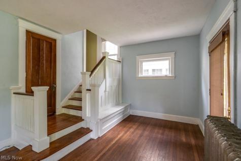 3255 Hyde Park Avenue Cleveland Heights OH 44118