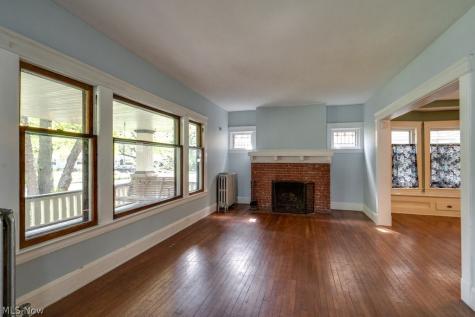 3255 Hyde Park Avenue Cleveland Heights OH 44118