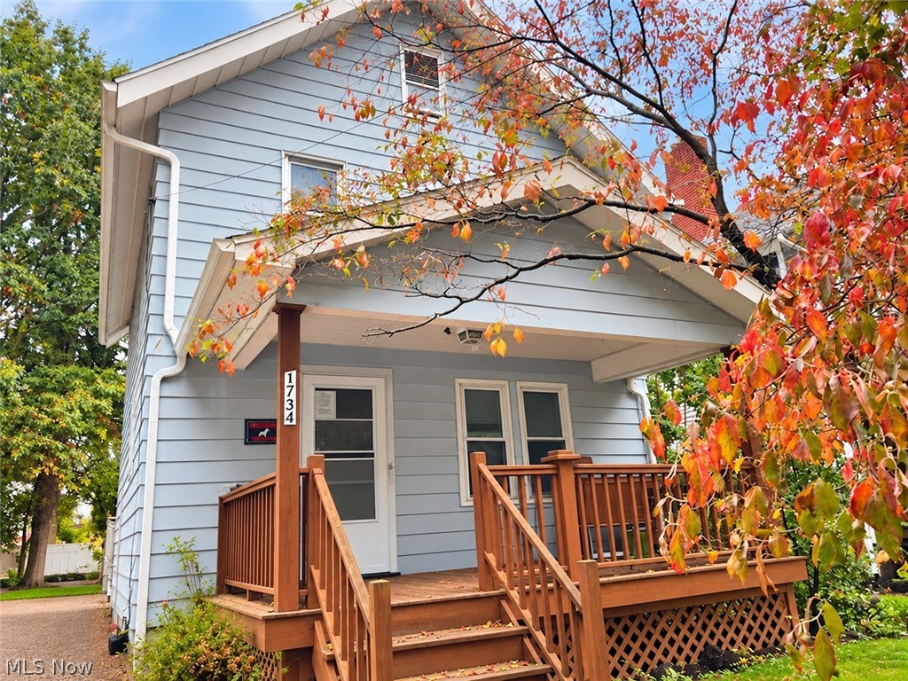 1734 Shaw Avenue Akron OH 44305