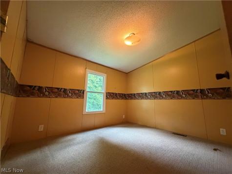 1080 Lumen Road NW Minerva OH 44657