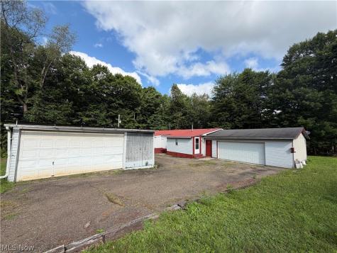 1080 Lumen Road NW Minerva OH 44657