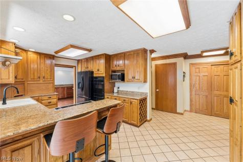 157 Bierce Street Tallmadge OH 44278