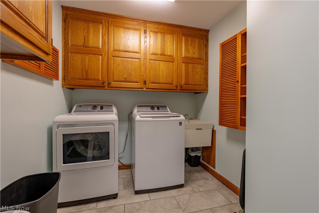 6864 Ore Hill Road SW Stone Creek OH 43840