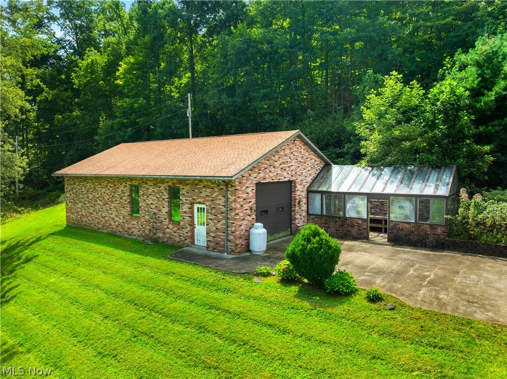 6864 Ore Hill Road SW Stone Creek OH 43840