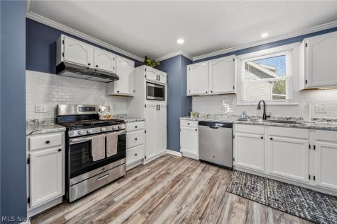 607 Sumatra Avenue Akron OH 44305