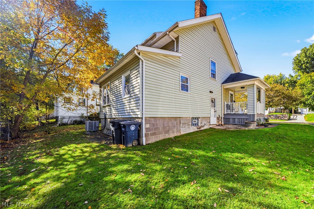 607 Sumatra Avenue Akron OH 44305