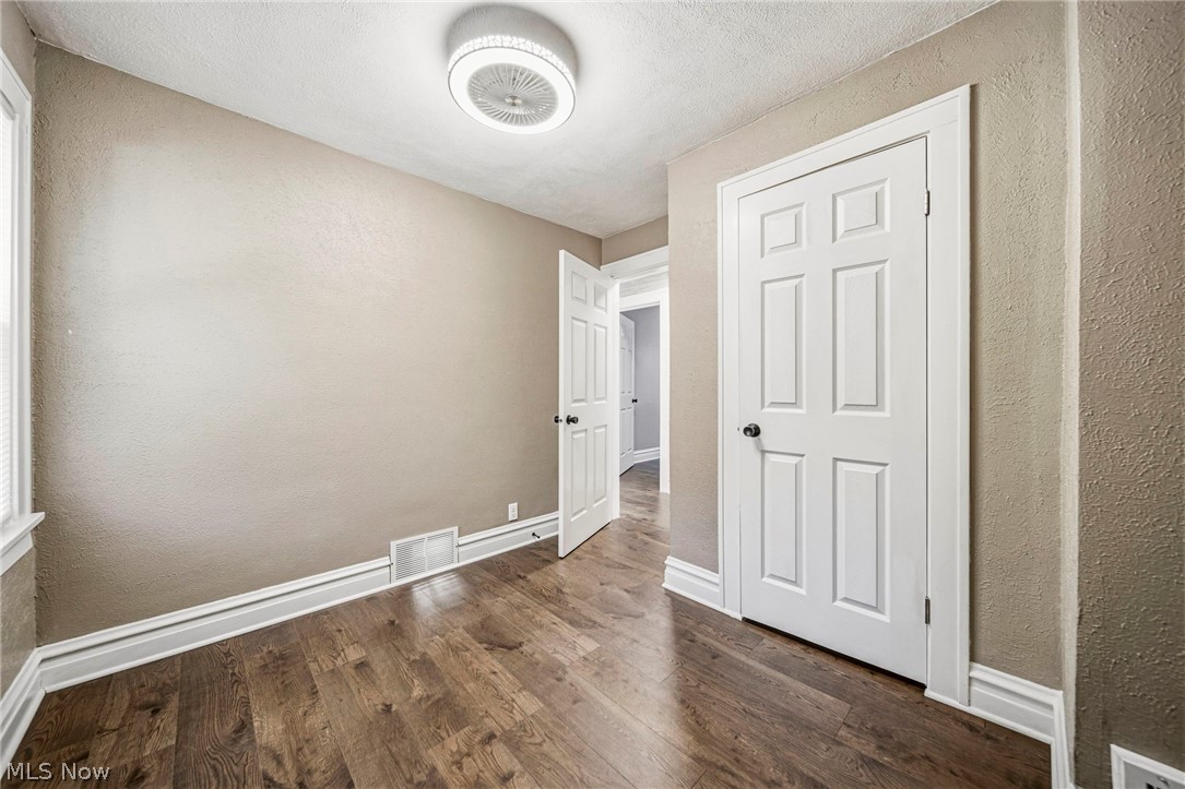 607 Sumatra Avenue Akron OH 44305