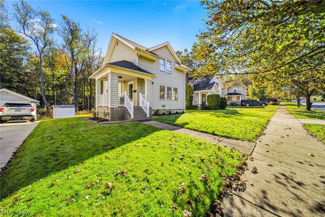 607 Sumatra Avenue Akron OH 44305