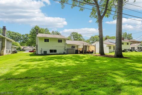 5958 Dorothy Drive North Olmsted OH 44070