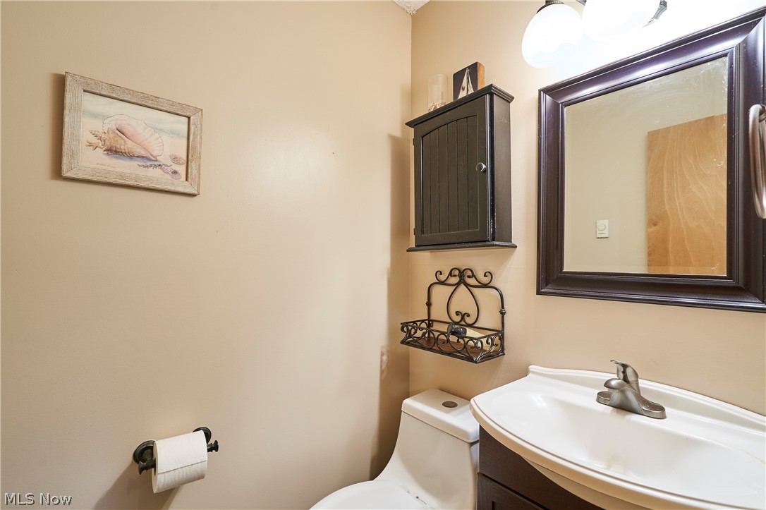 18550 Shaw Road Chagrin Falls OH 44023