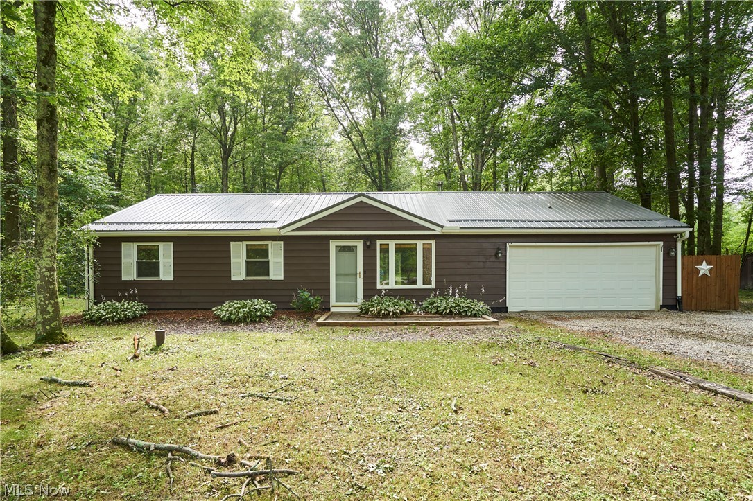 18550 Shaw Road Chagrin Falls OH 44023