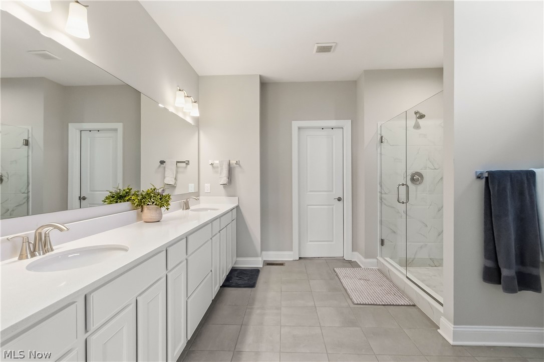 547 Silver Lake Drive Chagrin Falls OH 44022