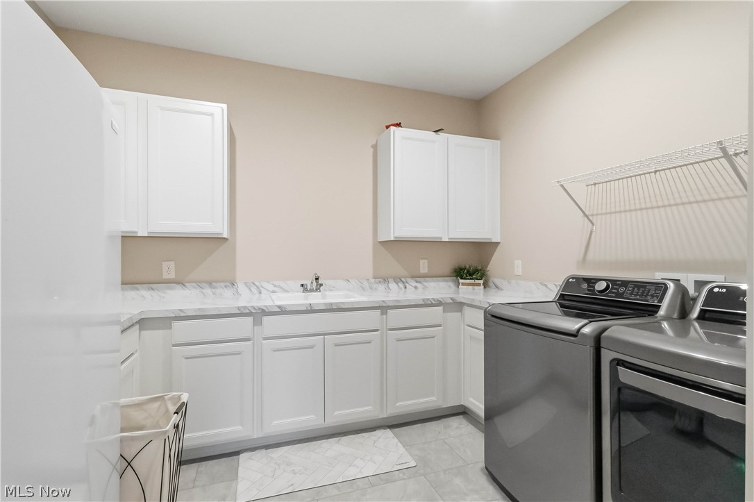 547 Silver Lake Drive Chagrin Falls OH 44022