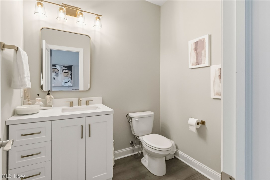 547 Silver Lake Drive Chagrin Falls OH 44022