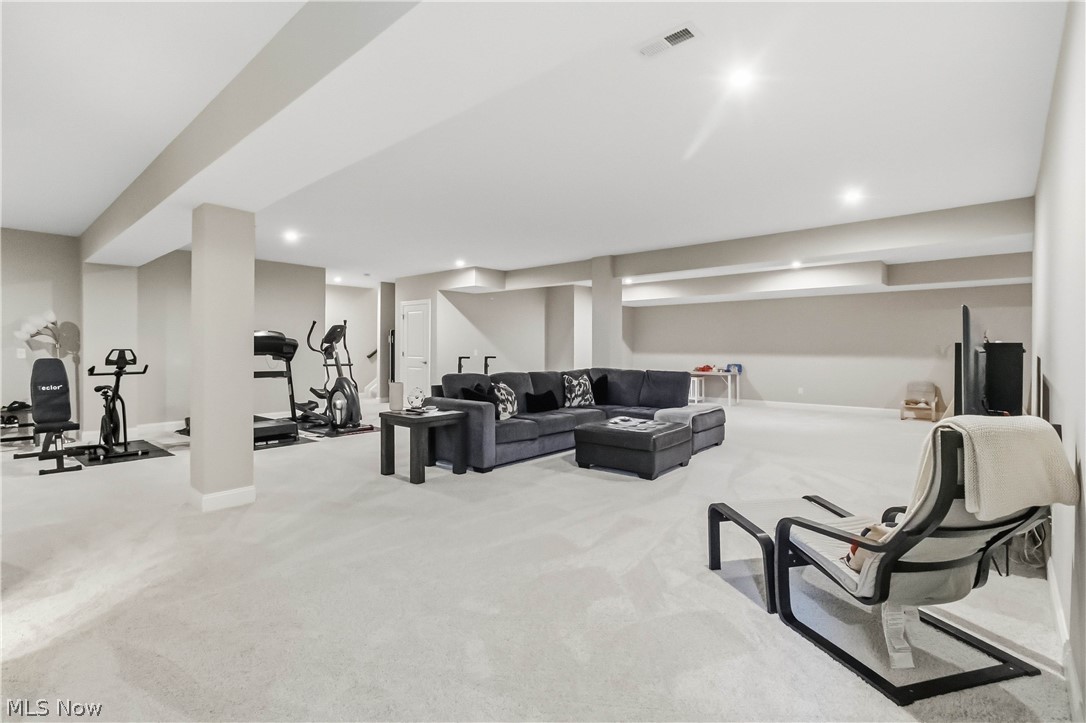 547 Silver Lake Drive Chagrin Falls OH 44022