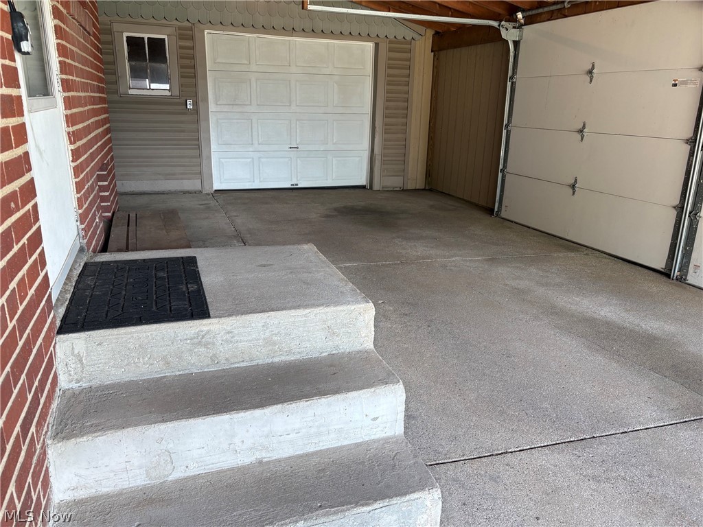 363 E Park Avenue Barberton OH 44203