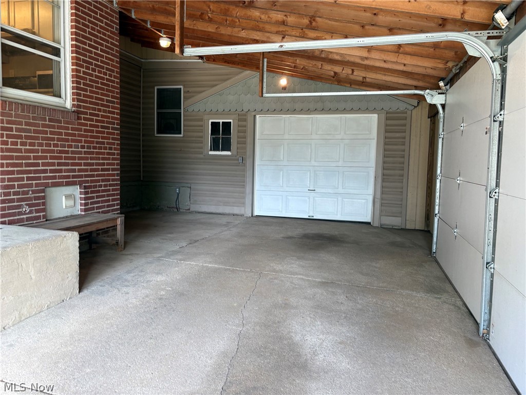 363 E Park Avenue Barberton OH 44203