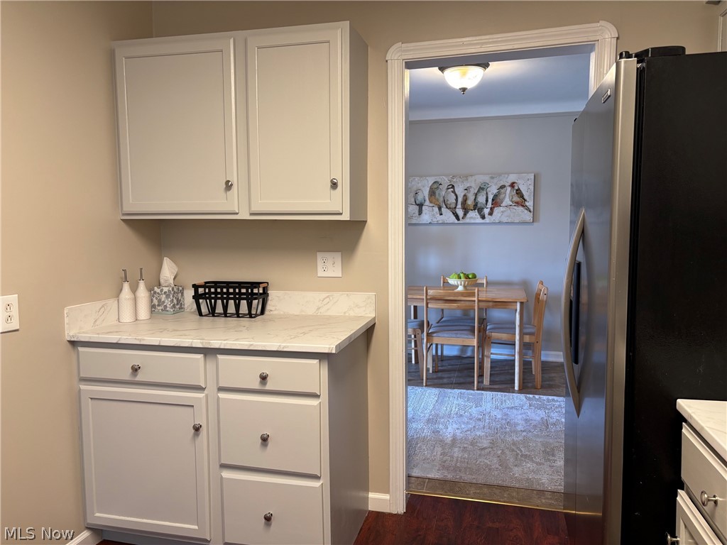 363 E Park Avenue Barberton OH 44203