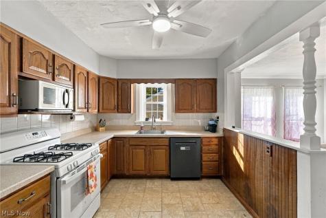 1277 Irene Road Lyndhurst OH 44124