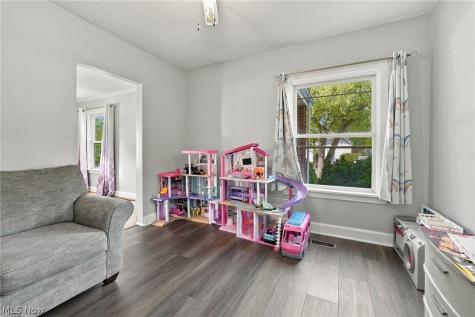 1277 Irene Road Lyndhurst OH 44124