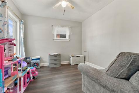 1277 Irene Road Lyndhurst OH 44124