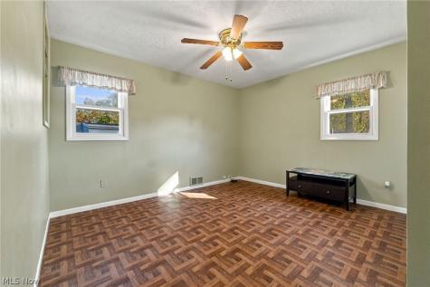 1277 Irene Road Lyndhurst OH 44124